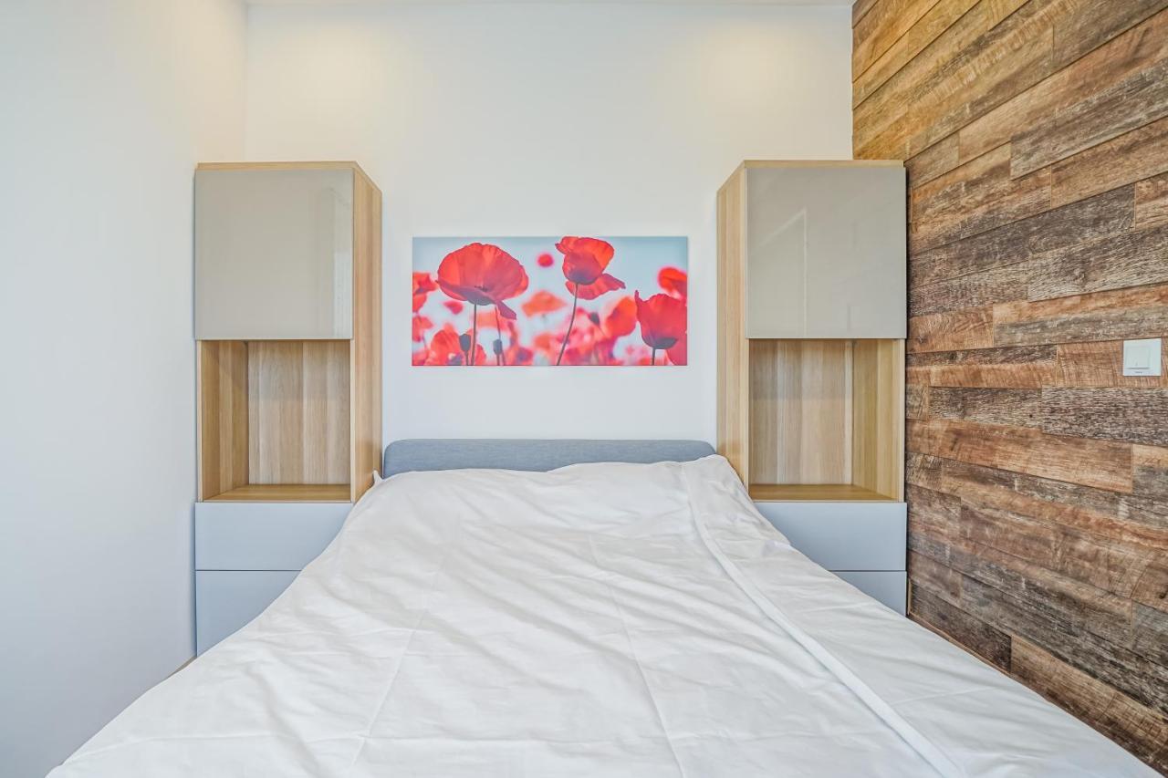 Bright Apartments Moments Away From Herastrau Park, Mall And Metro Bucharest Luaran gambar