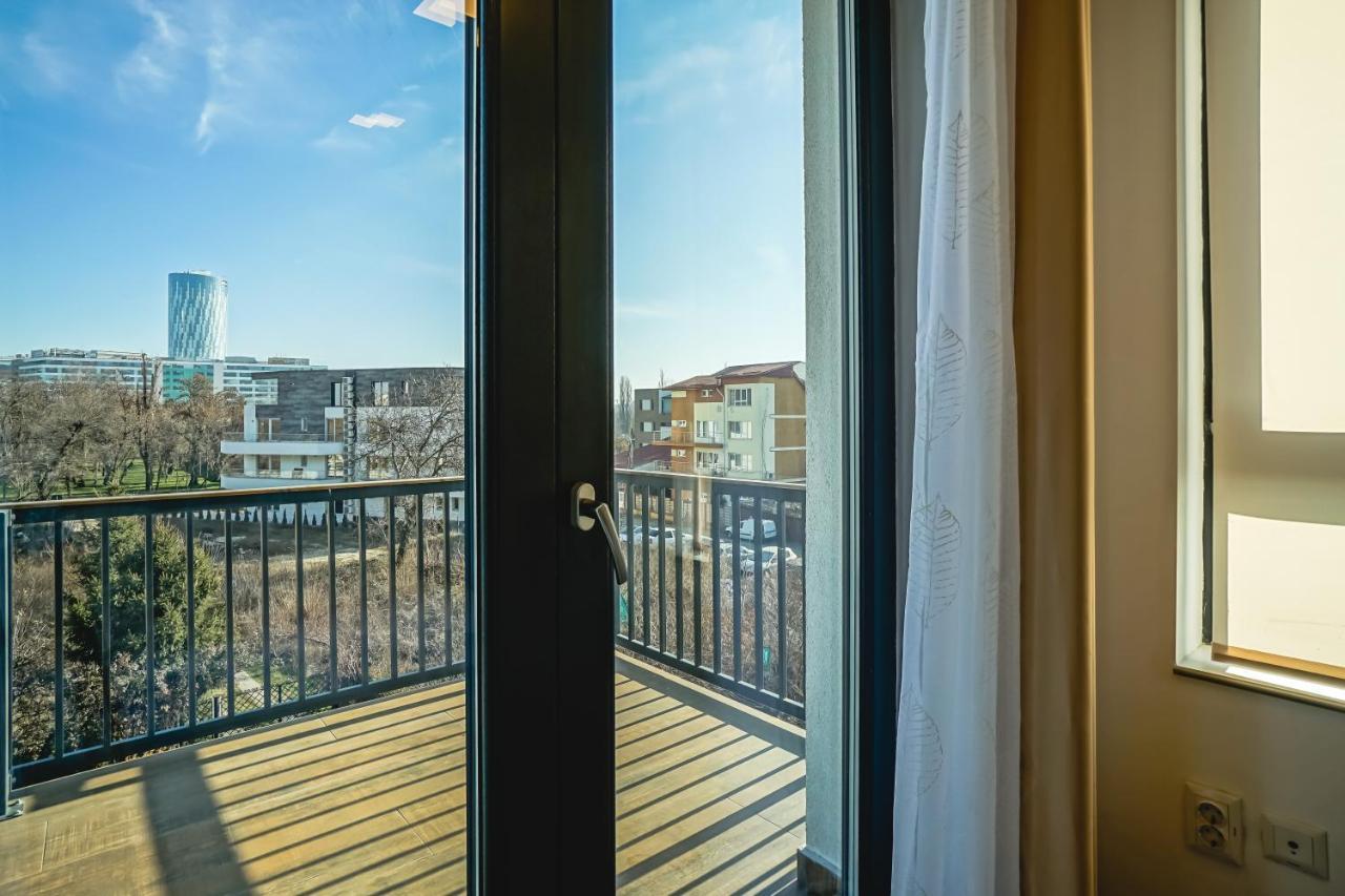 Bright Apartments Moments Away From Herastrau Park, Mall And Metro Bucharest Luaran gambar
